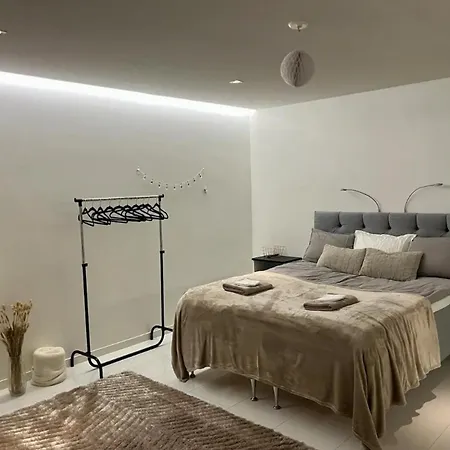Modern House * Ροβανιέμι