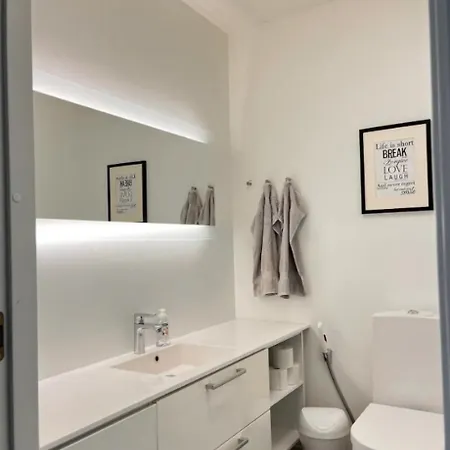 Modern House Σπίτι διακοπών *